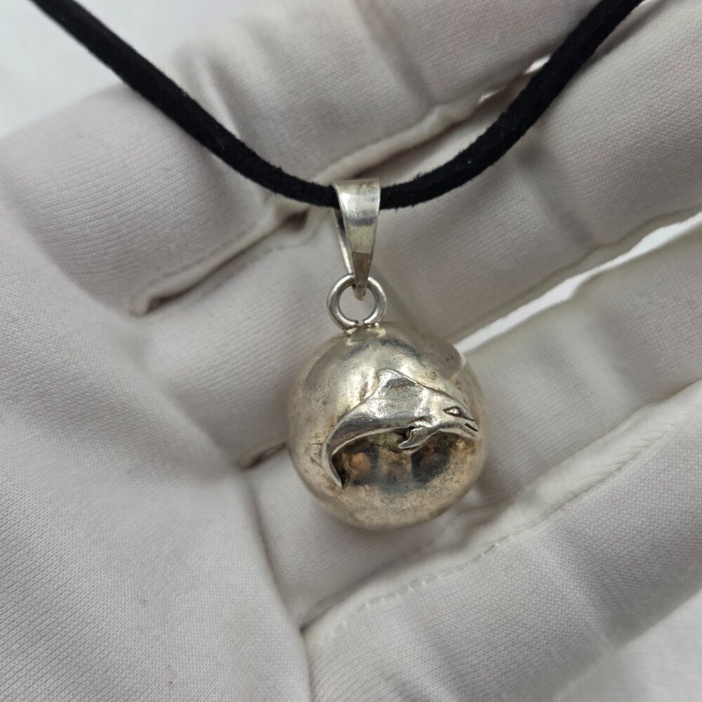 🐬Pendant Necklace with Dolphin on Sphere  Silver-Tone Metal